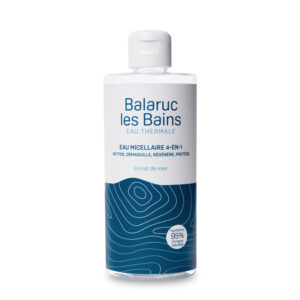 EAU MICELLAIRE 4-EN-1, nettoie, démaquille, régénère et protège
